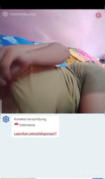 Ometv Si cantik mau tidur malah sange .mp4