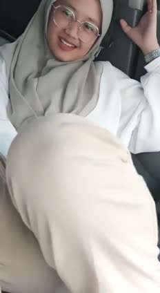 Anisa kerudung colmek mulus