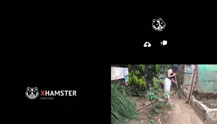 Godain tetangga lagi nyapu belakang rumah saat suaminya pergi kerja