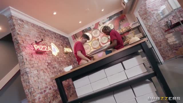 (Telegram @all_in_one_zone)brazzersexxtra.22.12.23.summer.col.shes.anal.about.dipping.sauce-1671755776(1)(1)(1)(1)-segment_010