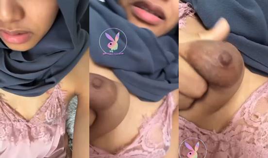 Bokep malay colmek cewek jilbab esemah sange