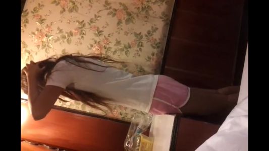 Bokep Indo Di Hotel Bareng Anak Esemah