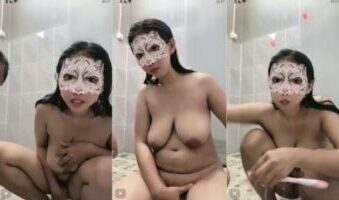 Mandi Bareng Bestie Di Sebarin Mantan