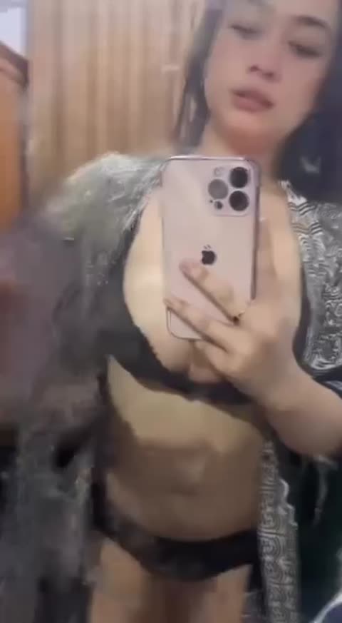 Bokep Indo Bu Guru Salsa Toge Video 4