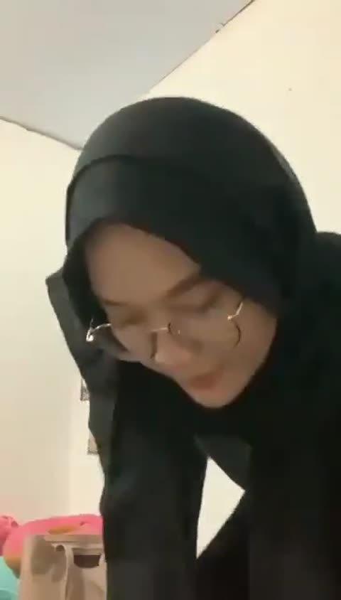 Nonton Bokep Indo Cewek Jilboobs Live