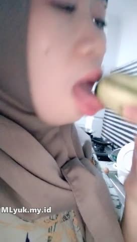 Tante Hijab Goyang Ngangkang Tutor Sepong